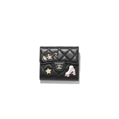 CHANEL MASTER LAMBSKIN ENAMEL QUILTED ROLLER SKATE COMPACT FLAP WALLET BLACK AP0231 (11*10cm)